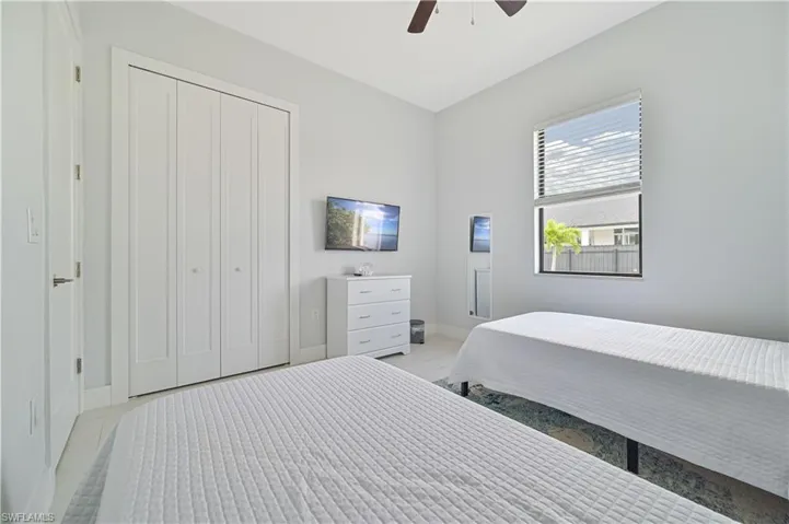 1302  Embers W PKWY, Cape Coral, FL 33993