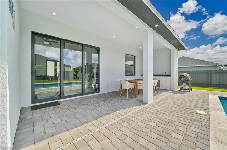 1302  Embers W PKWY, Cape Coral, FL 33993