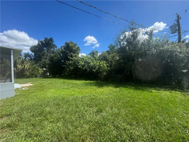 4976 Howard St, Fort Myers, Florida 33905