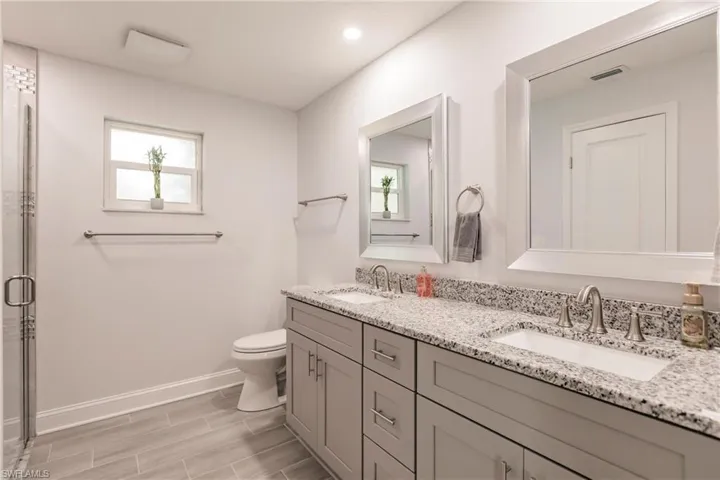 350 Se 47th St, Cape Coral Fl 33904