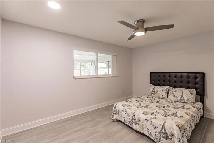 350 Se 47th St, Cape Coral Fl 33904
