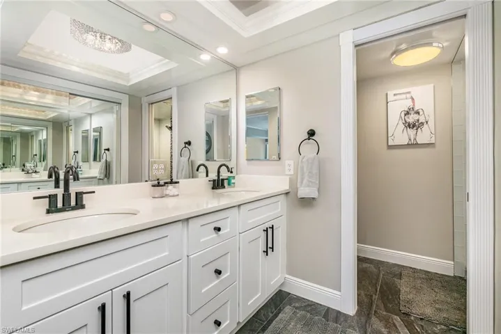 4001 SE 19th  PL, Cape Coral, FL 33904