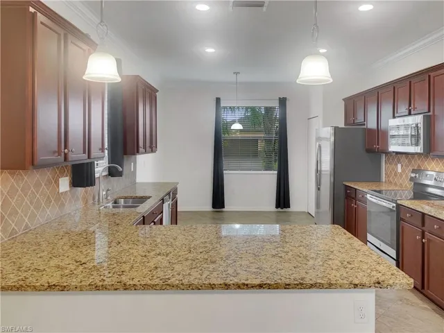 14342  Vindel  CIR, Fort Myers, FL 33905