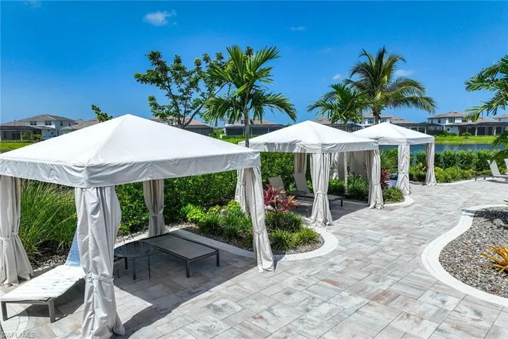 15428 Turin Dr, Naples, Florida 34114