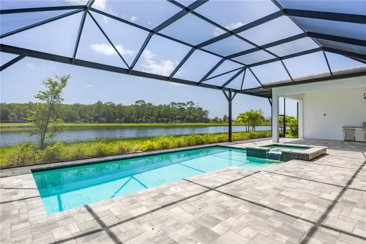 15428 Turin Dr, Naples, Florida 34114