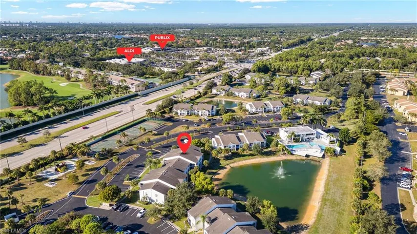 161 Santa Clara Dr 10, Naples, Florida 34104
