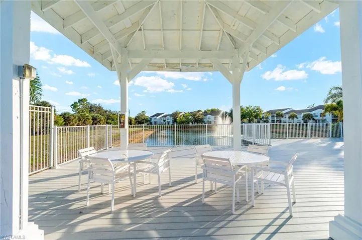 161 Santa Clara Dr 10, Naples, Florida 34104