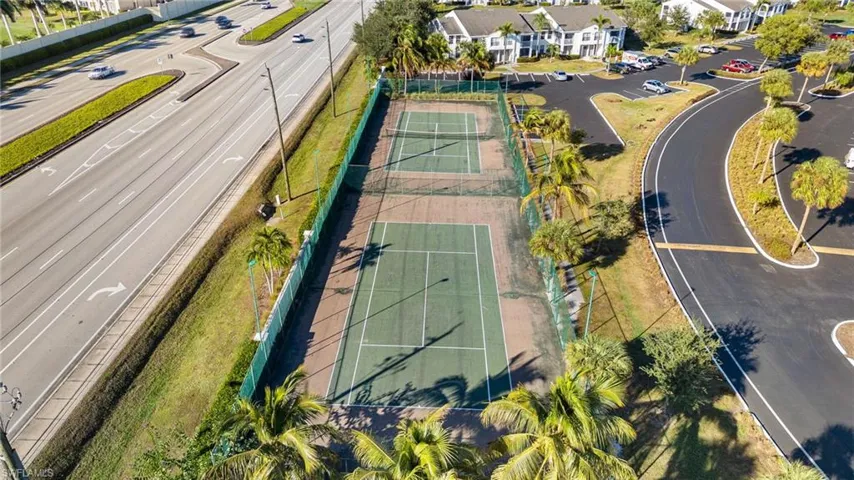 161 Santa Clara Dr 10, Naples, Florida 34104