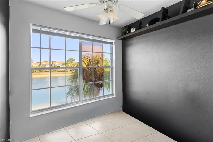 161 Santa Clara Dr 10, Naples, Florida 34104