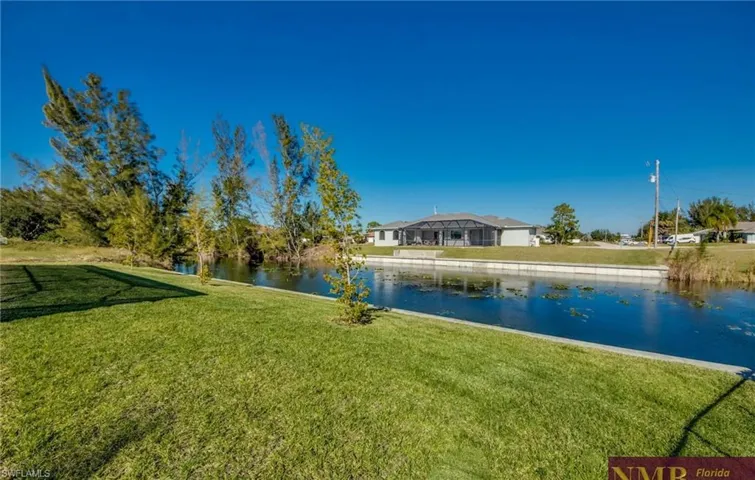 515 SW 22nd  TER, Cape Coral, FL 33991