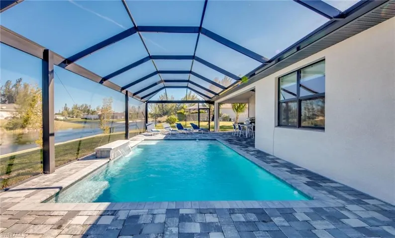 515 SW 22nd  TER, Cape Coral, FL 33991