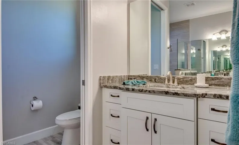 515 SW 22nd  TER, Cape Coral, FL 33991