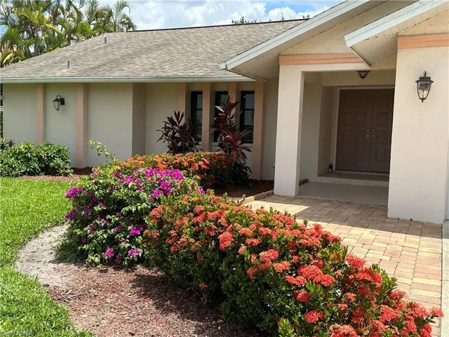 6113 Deer Run, Fort Myers, Florida 33908