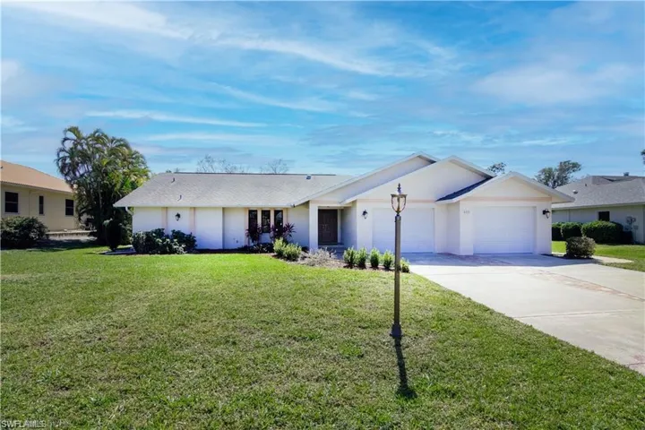 6113 Deer Run, Fort Myers, Florida 33908