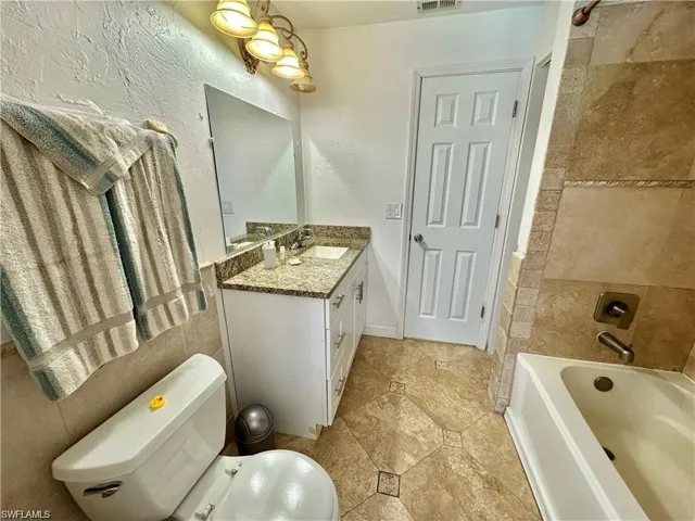 6113 Deer Run, Fort Myers, Florida 33908