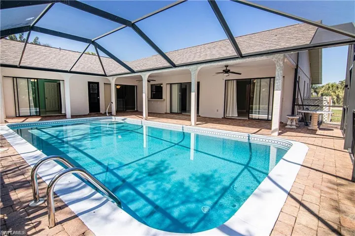 6113 Deer Run, Fort Myers, Florida 33908