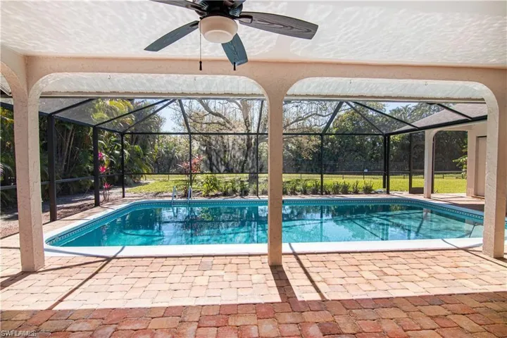 6113 Deer Run, Fort Myers, Florida 33908