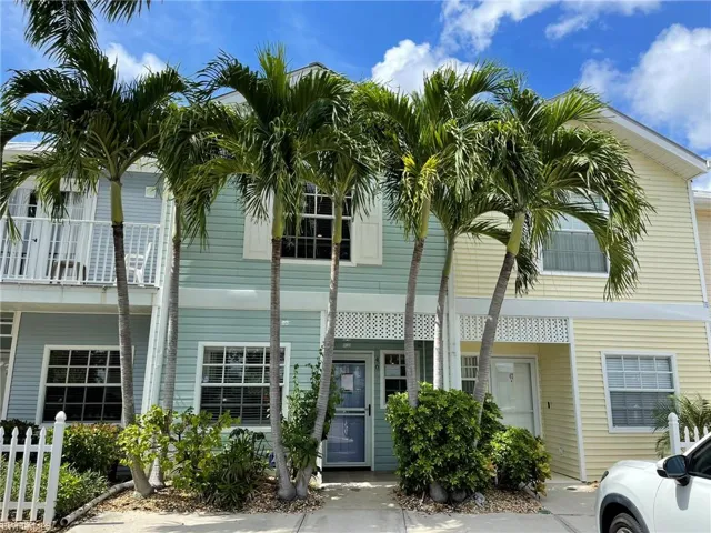 View of front of town house