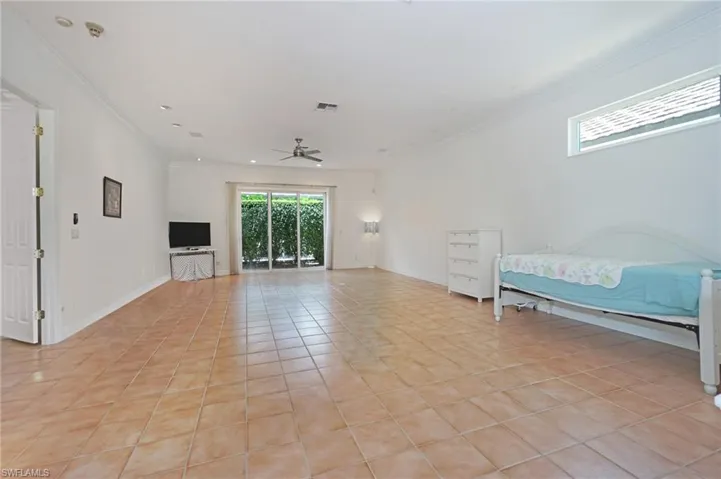 922  Turtle  CT, Naples, FL 34108