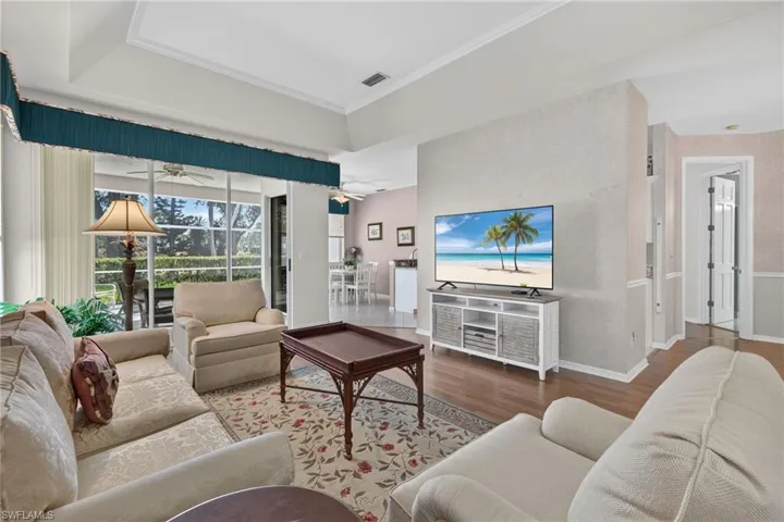 Tray ceilings in the Living Room
