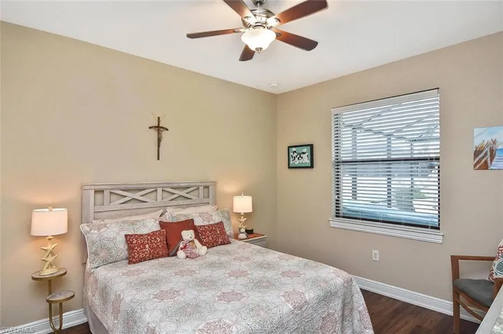 Guest bedroom