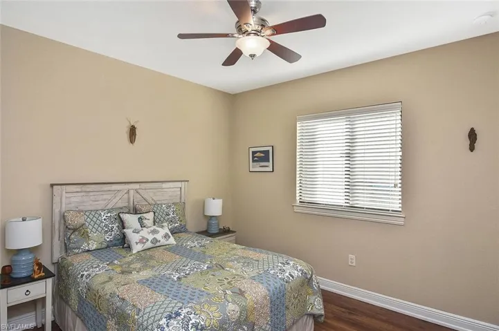 Guest bedroom