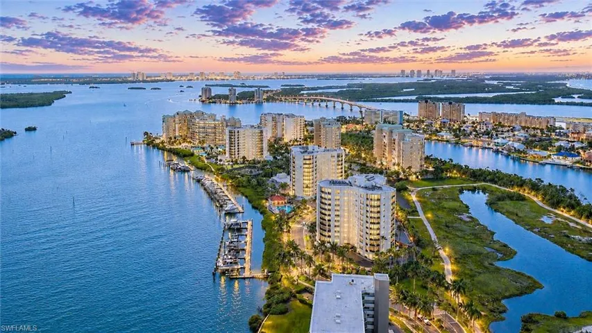 4199 Bay Beach Ln, Fort Myers Beach, Florida 33931