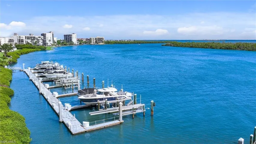 4199 Bay Beach Ln, Fort Myers Beach, Florida 33931