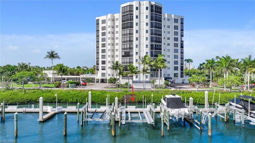4199 Bay Beach Ln, Fort Myers Beach, Florida 33931