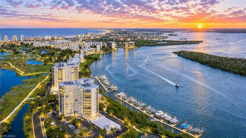 4199 Bay Beach Ln, Fort Myers Beach, Florida 33931