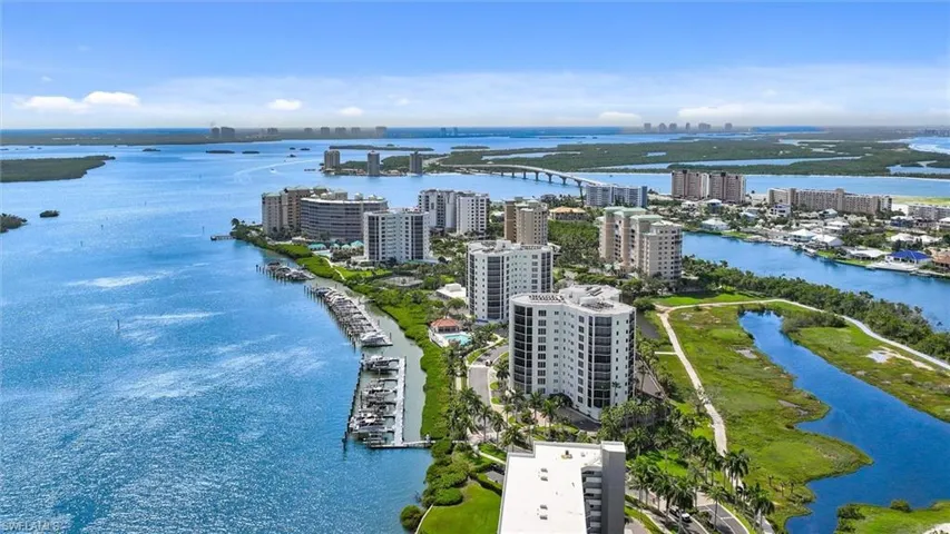 4199 Bay Beach Ln, Fort Myers Beach, Florida 33931
