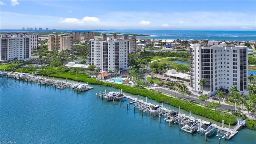 4199 Bay Beach Ln, Fort Myers Beach, Florida 33931
