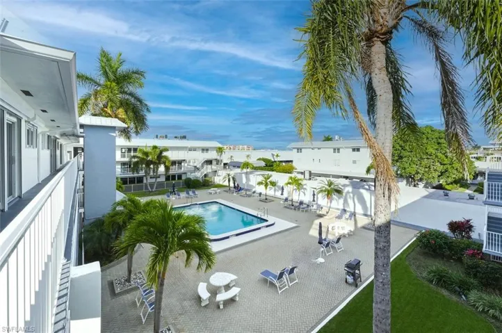 1100 8th Ave S 309c, Naples, Florida 34102