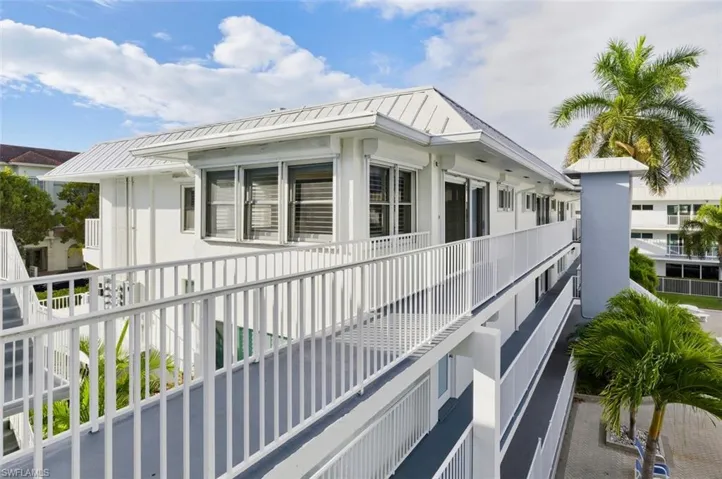 1100 8th Ave S 309c, Naples, Florida 34102