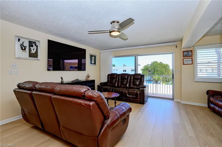 1100 8th Ave S 309c, Naples, Florida 34102