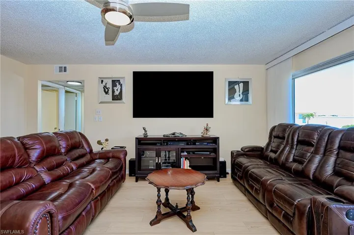 1100 8th Ave S 309c, Naples, Florida 34102