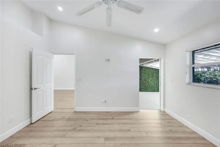 6208  Shadowood  CIR, Naples, FL 34112