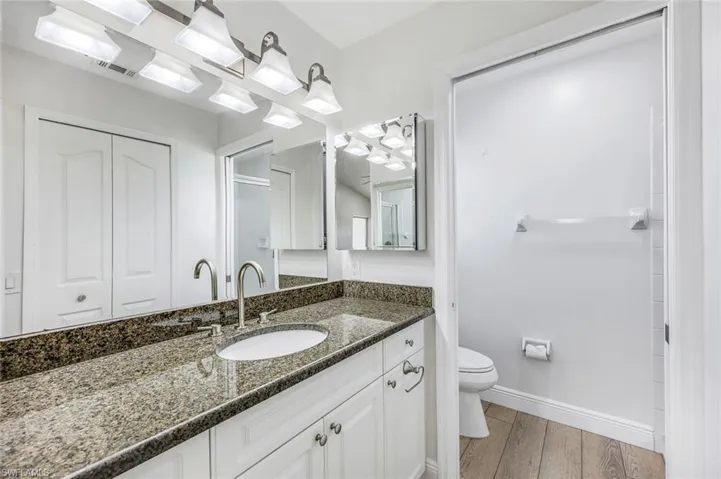 6208  Shadowood  CIR, Naples, FL 34112