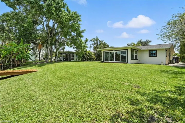 2131 Saint Croix Ave, Fort Myers, Florida 33905