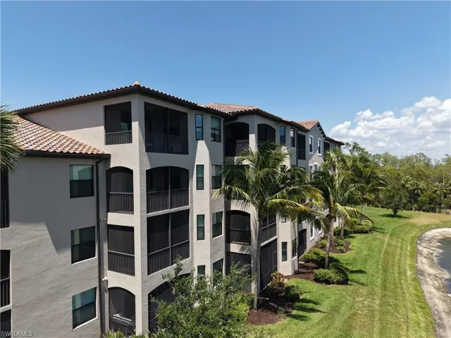 9830 Giaveno Cir 1637, Naples, Florida 34113