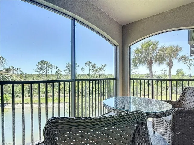 9830 Giaveno Cir 1637, Naples, Florida 34113