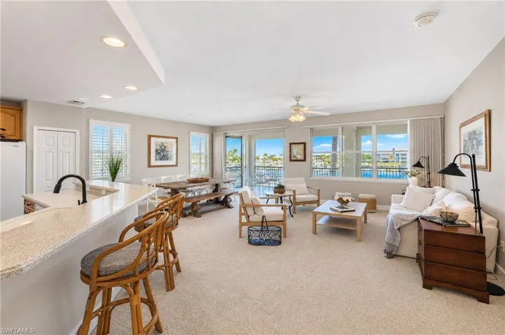 3471 Sunset Key Cir 102, Punta Gorda, Florida 33955