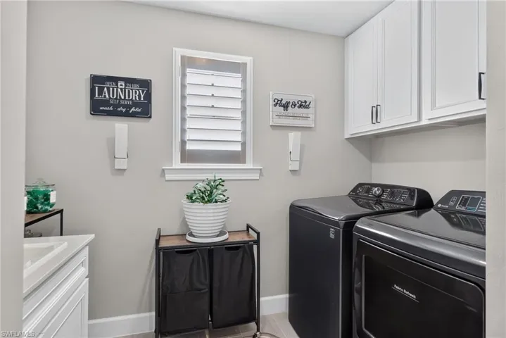 20430 Pebble Glen Dr, Estero, Florida 33928