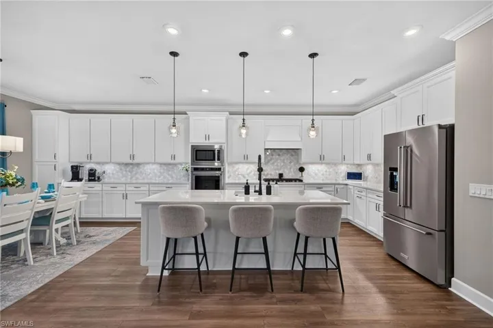 20430 Pebble Glen Dr, Estero, Florida 33928
