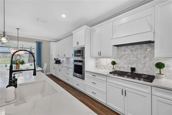 20430 Pebble Glen Dr, Estero, Florida 33928