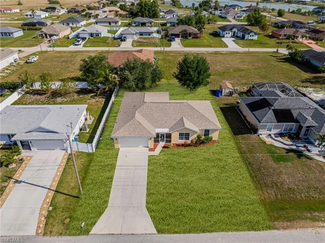 Drone / aerial view featuring a residential view