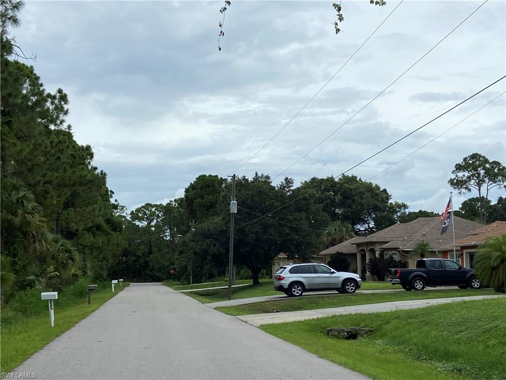 Petunia TER, North Port, FL 34286,221059112