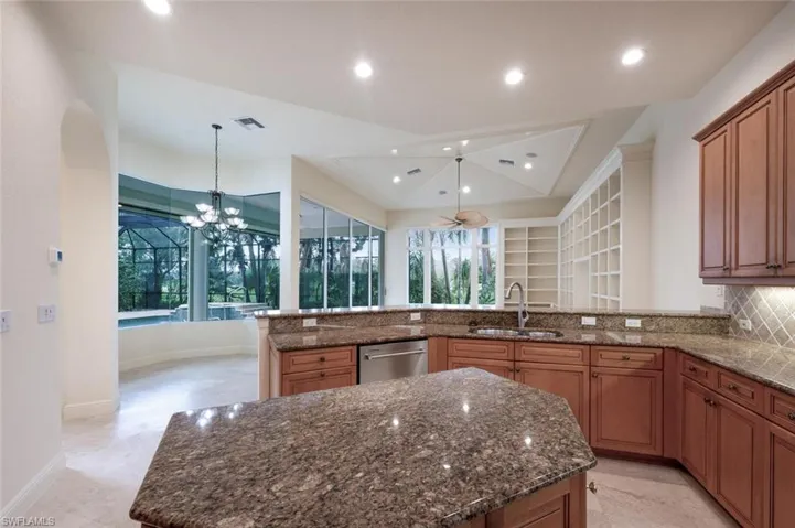 An oversized breakfast with plenty of seating for 6 people