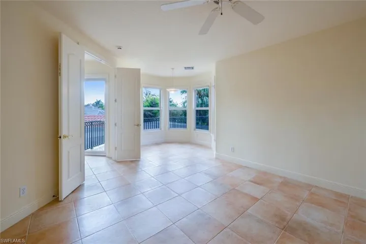 Spacious Lanai Area