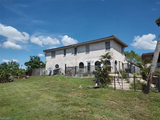 793  Hydrangea  DR, North Fort Myers, FL 33903